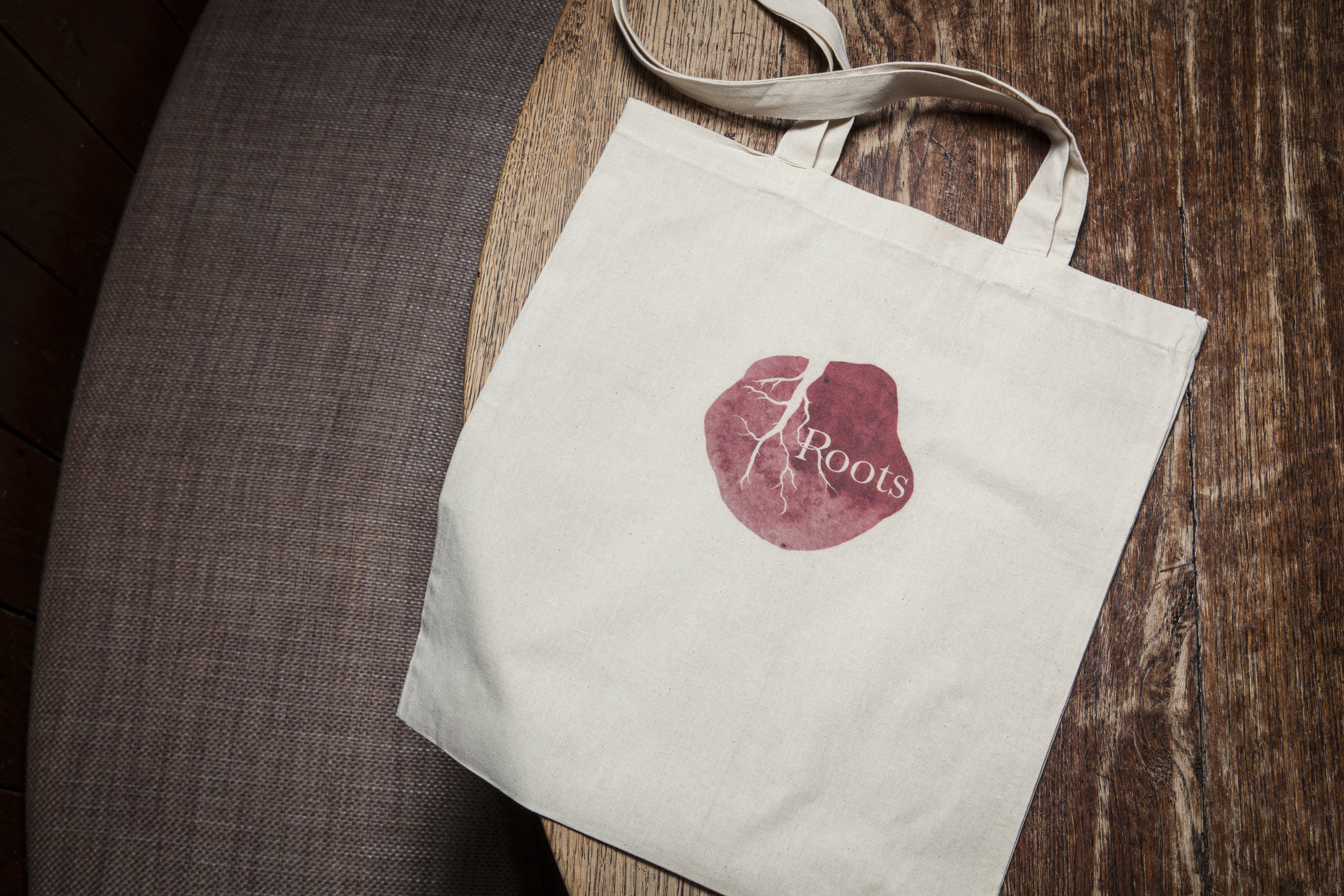 roots tote bag